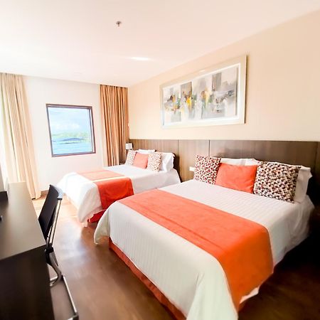 Hotel Royal Elim International カリ エクステリア 写真 A room at the hotel