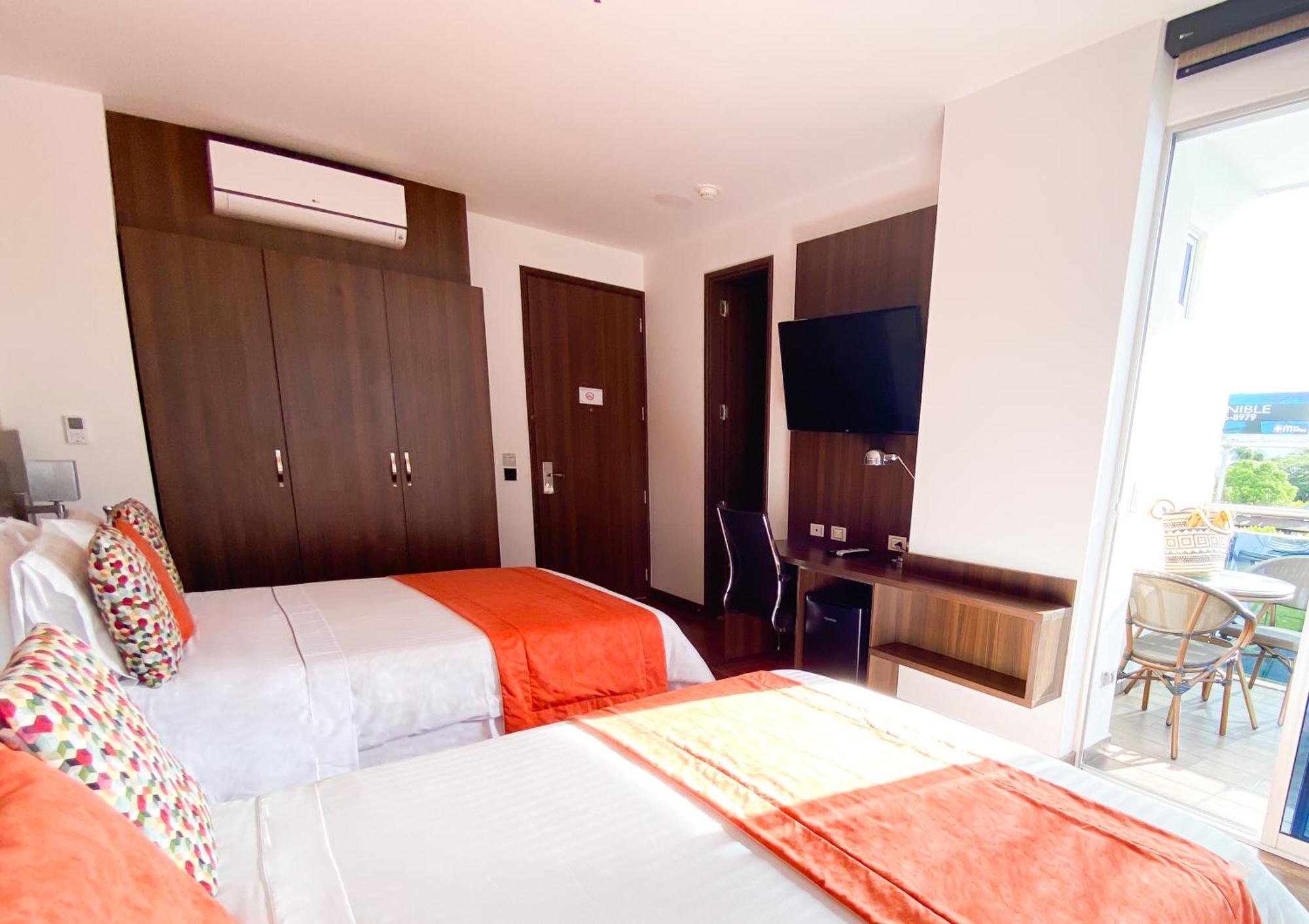 Hotel Royal Elim International カリ エクステリア 写真